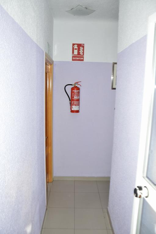 Pension Navarra Madrid Exteriör bild